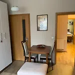 Park - Na Prenajom 招待所 Nové Mesto nad Váhom