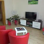 Park - Apartmany Na Prenajom Nové Mesto nad Váhom