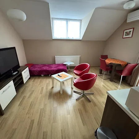 Apartmanovy Park 4* Nové Mesto nad Váhom