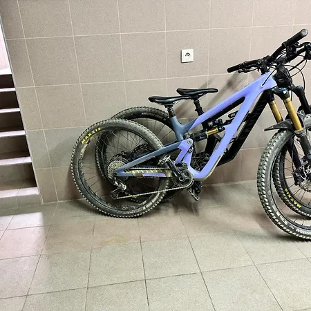 Park - Na Prenajom Konukevi