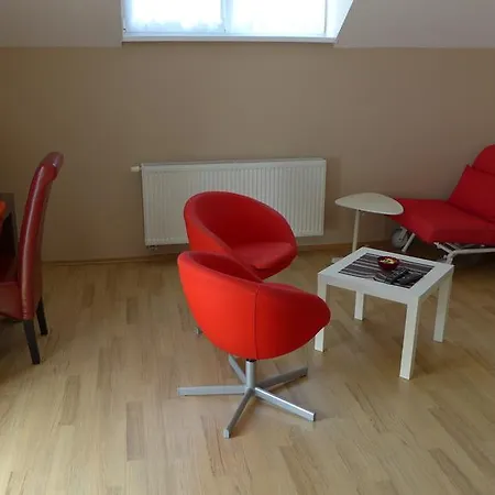 Park - apartmány na prenájom Penzión pre hostí Nove Mesto nad Vahom